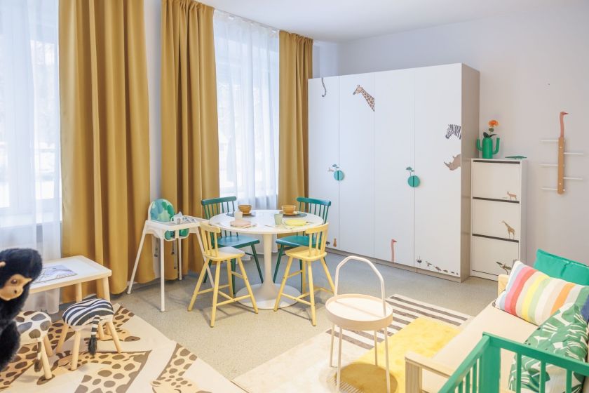 Visas butas vos viename kambaryje: kaip transformuota gyvenamoji erdvė pagalbą teikiančiame centre