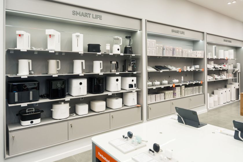 PLC „Mega“ atidaroma vienintelė Kaune „Xiaomi“ parduotuvė