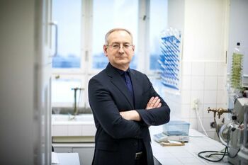 KTU chemikų triumfas: kaip aukščiausio lygio mentorystė virsta geriausiomis šalies disertacijomis