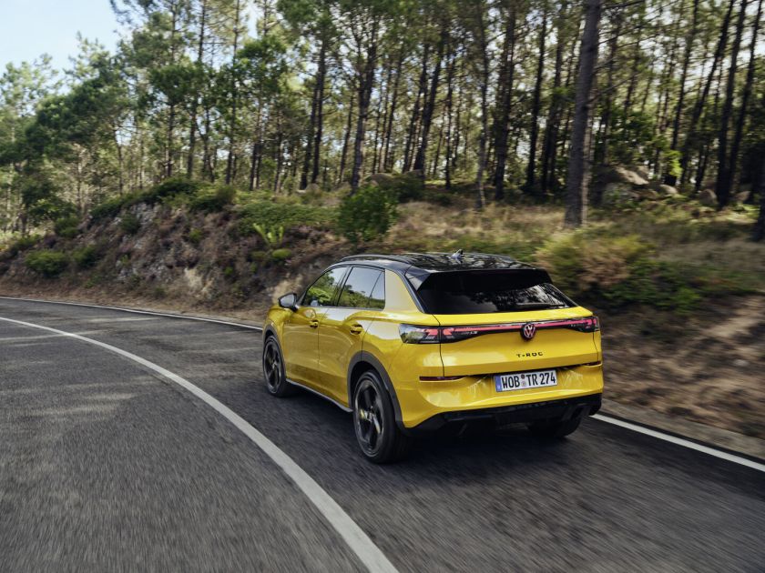 SUV klasės bestseleris „Volkswagen T-Roc“ jau laukia savo gerbėjų Lietuvoje